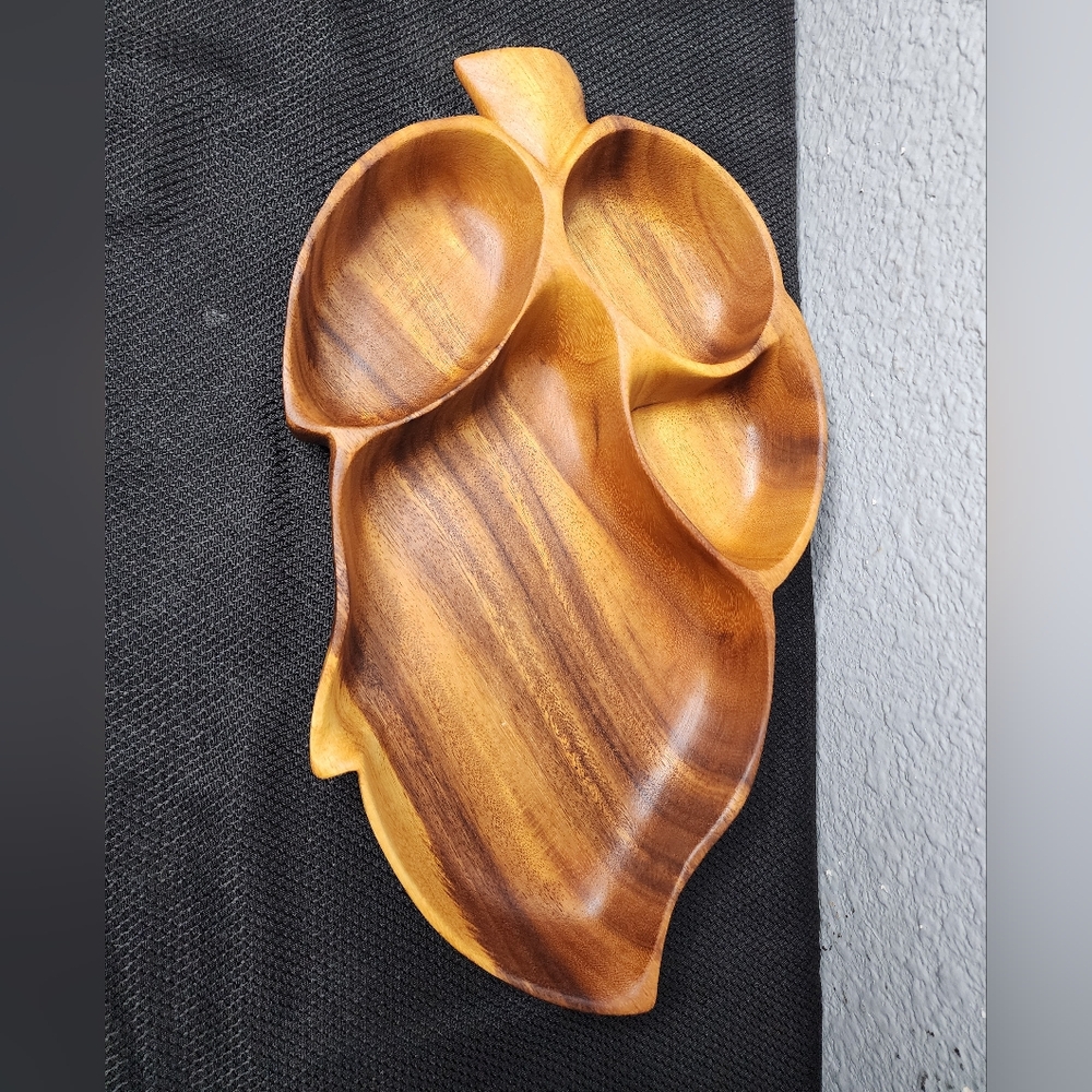 Artisan Wooden Leaf PlatterMCM Genuine Monkey Pod Wood Tray Large Leaf Shape 4 S